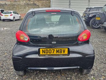 Toyota AYGO 1.0 VVT-i Black Euro 4 5dr