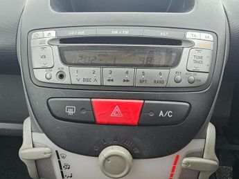 Toyota AYGO 1.0 VVT-i Black Euro 4 5dr