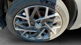 Hyundai Kona 1.6h-GDi Hybrid Premium 5dr Automatic