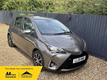 Toyota Yaris 1.5 VVT-h Icon Tech E-CVT Euro 6 (s/s) 5dr