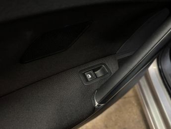 Volkswagen Golf 1.4 TSI BlueMotion Tech ACT GT Hatchback 5dr Petrol DSG Euro 6 (