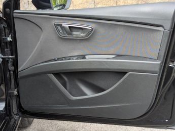 SEAT Leon 2.0 TDI FR Technology DSG Euro 6 (s/s) 5dr