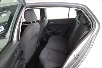 Volkswagen Golf 1.0 TSI Life Euro 6 (s/s) 5dr