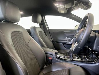 Mercedes-Benz A Class 1.3 A200 Sport (Premium) Euro 6 (s/s) 5dr