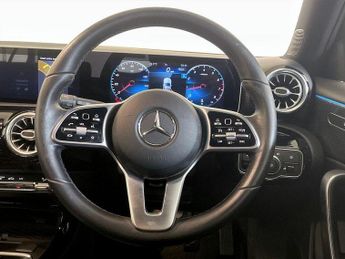 Mercedes-Benz A Class 1.3 A200 Sport (Premium) Euro 6 (s/s) 5dr