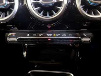 Mercedes-Benz A Class 1.3 A200 Sport (Premium) Euro 6 (s/s) 5dr