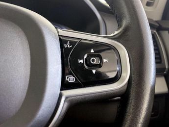 Volvo XC90 2.0h T8 Recharge 18.8kWh Core Auto 4WD Euro 6 (s/s) 5dr