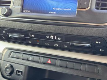 Toyota PROACE Verso 1.5D Shuttle Medium MPV MWB Euro 6 (s/s) 5dr (9 Seat)