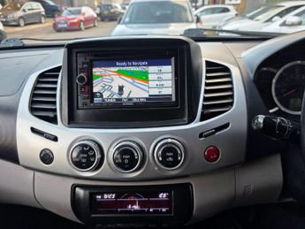 Mitsubishi L200 2.5 DI-D Barbarian Black Auto 4WD Euro 5 4dr (LB)