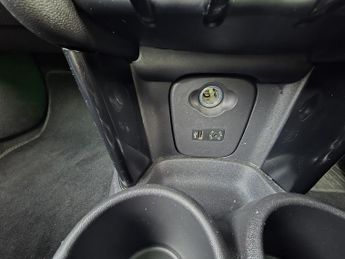 MINI Hatch 1.5 Cooper D Auto Euro 6 (s/s) 3dr