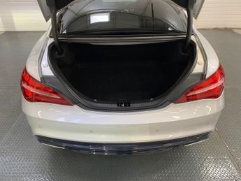 Mercedes-Benz CLA 2.1 CLA220d AMG Line Coupe 7G-DCT Euro 6 (s/s) 4dr