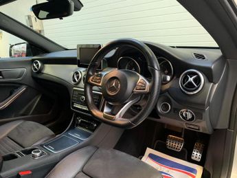 Mercedes-Benz CLA 2.1 CLA220d AMG Line Coupe 7G-DCT Euro 6 (s/s) 4dr