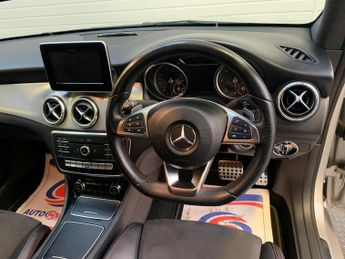 Mercedes-Benz CLA 2.1 CLA220d AMG Line Coupe 7G-DCT Euro 6 (s/s) 4dr