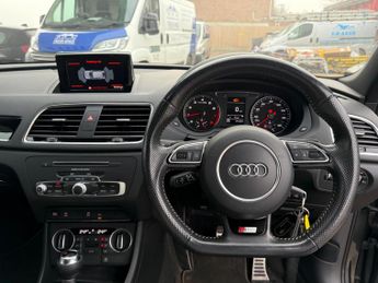 Audi Q3 1.4 TFSI CoD Black Edition S Tronic Euro 6 (s/s) 5dr