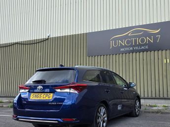 Toyota Auris 1.8 VVT-h Excel Touring Sports CVT Euro 6 (s/s) 5dr