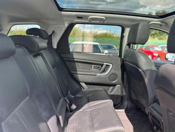 Land Rover Discovery Sport 2.0 TD4 HSE Black Auto 4WD Euro 6 (s/s) 5dr