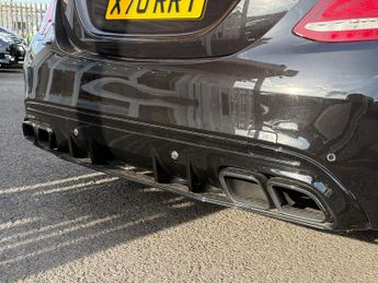 Mercedes-Benz C Class 4.0 C63 V8 BiTurbo AMG (Premium) SpdS MCT Euro 6 (s/s) 4dr