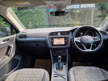 Volkswagen Tiguan 1.5 TSI Life DSG Euro 6 (s/s) 5dr
