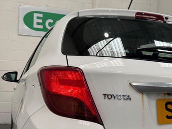Toyota Yaris 1.5 VVT-h Icon E-CVT Euro 6 5dr