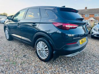 Vauxhall Grandland X 1.5 Turbo D BlueInjection Tech Line Nav Auto Euro 6 (s/s) 5dr