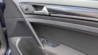 Volkswagen Golf 1.4 TSI BlueMotion Tech SE Hatchback 5dr Petrol DSG Euro 5 (s/s)