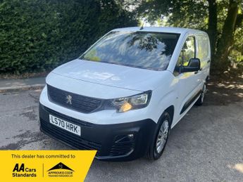 Peugeot Partner 1.2 1000 PureTech Professional Standard Panel Van SWB Euro 6 (s/