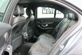 Mercedes-Benz C Class 2.0 C300d AMG Line Night Edition (Premium) Saloon 4dr Diesel G-T