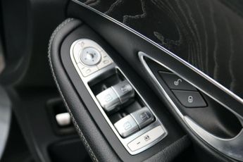 Mercedes-Benz C Class 2.0 C300d AMG Line Night Edition (Premium) Saloon 4dr Diesel G-T