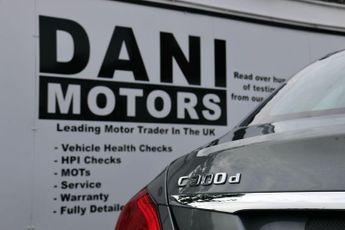 Mercedes-Benz C Class 2.0 C300d AMG Line Night Edition (Premium) Saloon 4dr Diesel G-T