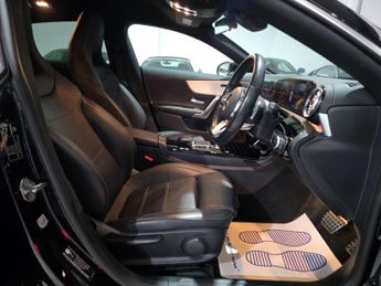 Mercedes-Benz CLA 1.3 CLA180 AMG Line (Premium 2) Shooting Brake 7G-DCT Euro 6 (s/