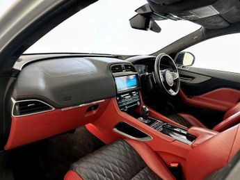 Jaguar F-PACE 5.0 V8 SVR Quickshift AWD Euro 6 (s/s) 5dr