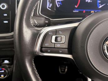 Volkswagen T-Roc 1.6 TDI R-Line Euro 6 (s/s) 5dr