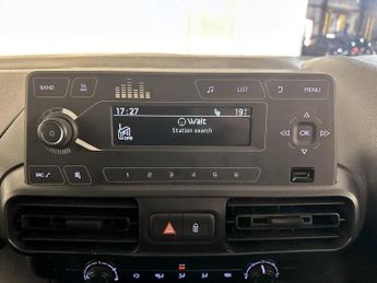 Vauxhall Combo 1.5 Turbo D 2300 Dynamic L1 H1 Euro 6 4dr