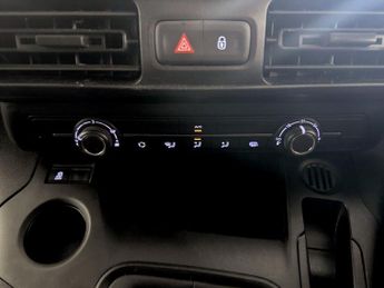 Vauxhall Combo 1.5 Turbo D 2300 Dynamic L1 H1 Euro 6 4dr