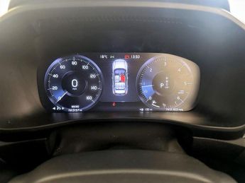 Volvo XC40 2.0 D4 Inscription Auto AWD Euro 6 (s/s) 5dr
