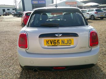 MINI Hatch 1.5 Cooper Auto Euro 6 (s/s) 5dr
