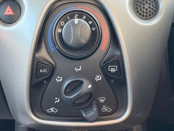 Peugeot 108 1.0 Active 2 Tronic Euro 6 5dr