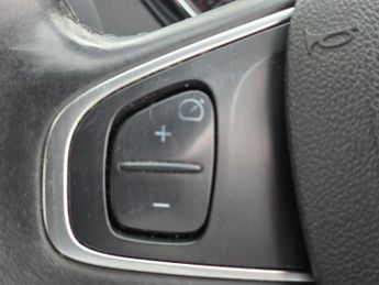 Renault Captur 1.2 TCe ENERGY Dynamique Nav Auto Euro 6 (s/s) 5dr