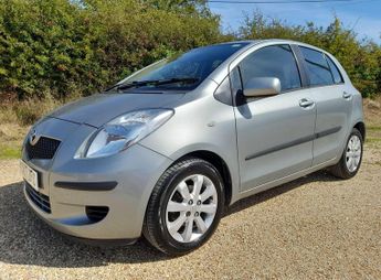 Toyota Yaris 1.3 VVT-i Zinc 5dr