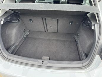 Volkswagen Golf 1.0 TSI SE DSG Euro 6 (s/s) 5dr