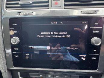 Volkswagen Golf 1.0 TSI SE DSG Euro 6 (s/s) 5dr