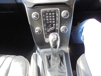 Volvo V40 2.0 D2 R-Design Pro Auto Euro 6 (s/s) 5dr