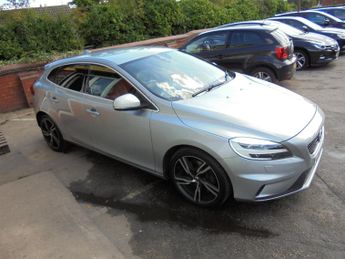 Volvo V40 2.0 D2 R-Design Pro Auto Euro 6 (s/s) 5dr