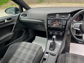 Volkswagen Golf 2.0 TDI BlueMotion Tech GTD DSG Euro 6 (s/s) 5dr