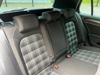 Volkswagen Golf 2.0 TDI BlueMotion Tech GTD DSG Euro 6 (s/s) 5dr
