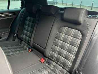 Volkswagen Golf 2.0 TDI BlueMotion Tech GTD DSG Euro 6 (s/s) 5dr
