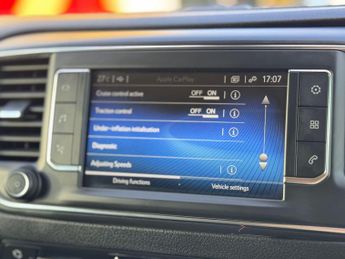 Toyota PROACE Verso 2.0D Family Medium MPV Auto MWB Euro 6 (s/s) 5dr (8 Seat)