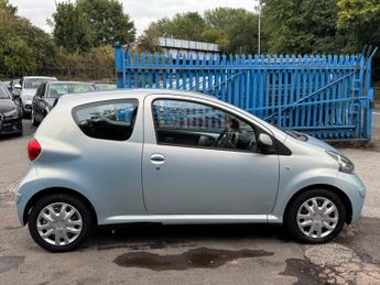 Toyota AYGO 1.0 VVT-i + MultiMode Euro 4 3dr