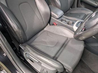 Audi A4 2.0 TDI S line S Tronic quattro Euro 5 (s/s) 4dr