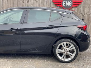 Vauxhall Astra 1.6 CDTi BlueInjection SRi Nav Auto Euro 6 (s/s) 5dr